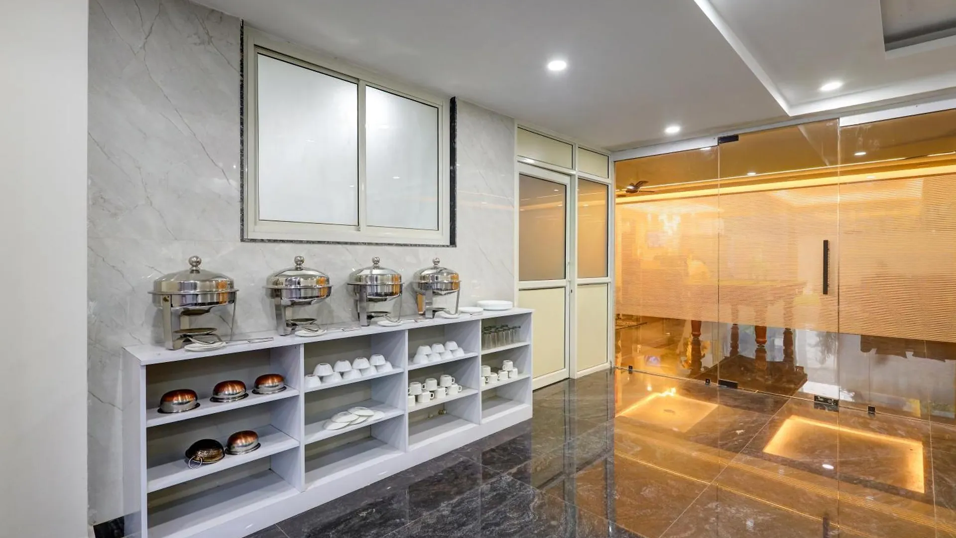 Hotel Royal Residency - Medanta Gurgáon 3*,  India