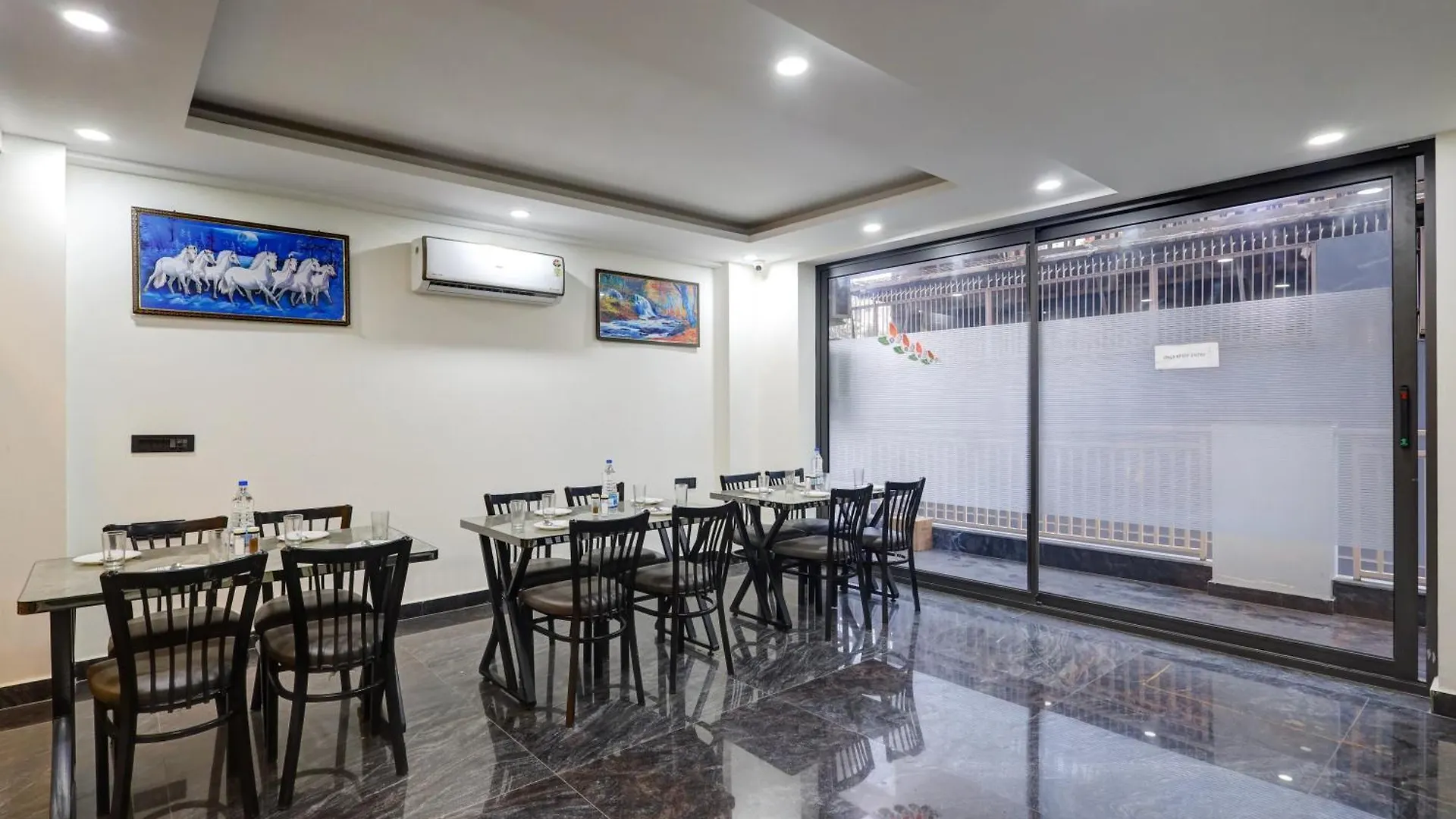 Hotel Royal Residency - Medanta Gurgáon 3*,